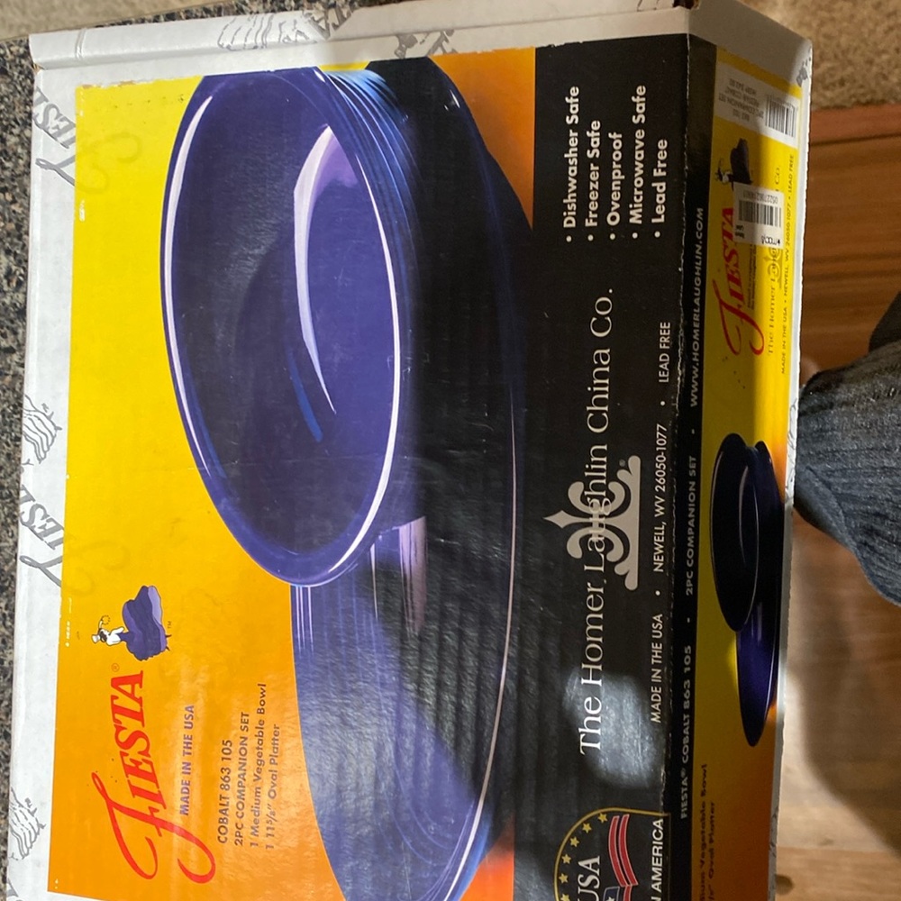Fiesta 2 piece Companion set NIB